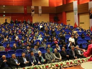Kbü’de Kırgız Devlet Sanatçısı Tölömüş Okeyev Anıldı