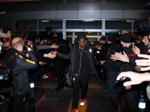 Galatasaray Kafilesi Kayseri’de Coşkuyla Karşılandı