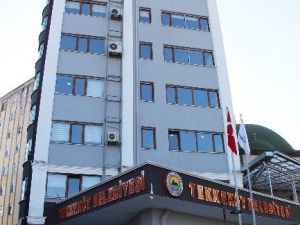 Tekkeköy Belediye Binası Öğrenci Yurdu Oluyor