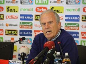 Mustafa Denizli: "Bir Puan Kötünün İyisi"