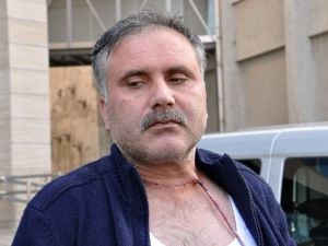 Doktor Ve Hemşireye Kızdı, Boynunda Drenle Soluğu Adliyede Aldı