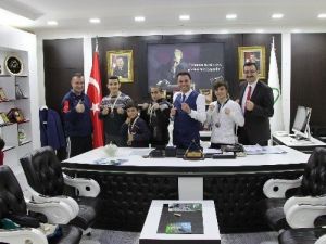 Trabzon’un Gururu Oldular