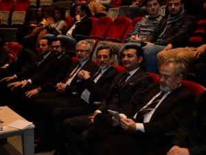 Üniversitede Girişimcilik Zirvesi