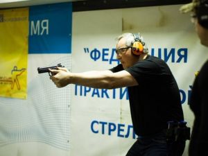 Atış Talimi Yapan Rusya Başbakan Yardımcısı Kendini Yaraladı