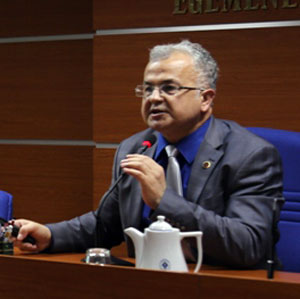 Başkan Kasap'tan Belediye Yöneticilerine Akademik Ders!