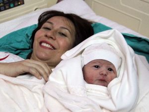 Çorum’da Yeni Yılın İlk Bebeği “İnci Fatma” Oldu