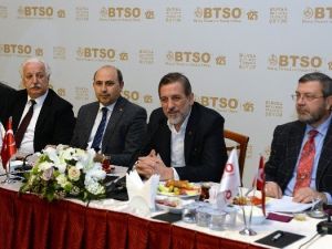 “Ülkemizin Savunma Sektöründeki ‘Milli’ Duruşunu Fırsata Çevirmeliyiz”