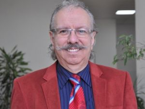 Doç. Dr. Özyaral: "Pet Şişedeki Turşularınızı Atın"