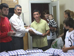 Rize'de Küçük Sporculara Hediye Verildi