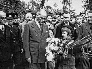 Atatürk’ün Bu Fotoğrafları İlk Kez Gün Yüzüne Çıktı