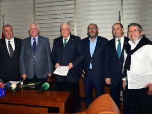 Bursaspor’da Başkanlık Koltuğuna 7 Aday