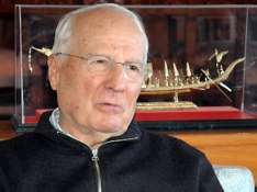 Kenan Evren'in adı okullardan kaldırılıyor