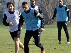 İnegölspor’da Çifte İmza
