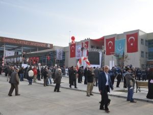 İnegöl Devlet Hastanesi 2015 Yılında 929 Bin Kişiye Hizmet Verdi