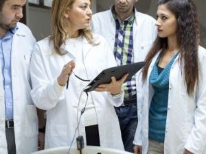 Bilinçsiz Kullanılan Bitkisel İlaçlar Sağlığı Tehdit Ediyor