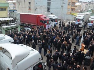 Bafra’dan Türkmenlere 6 Tır Yardım Gönderildi