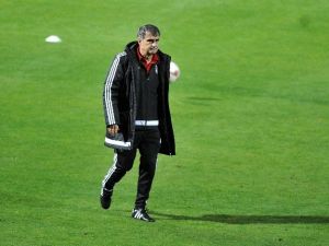 Şenol Güneş’ten Transfer Açıklaması
