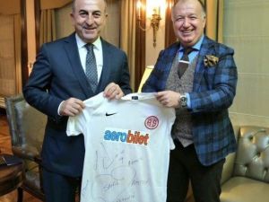 Çavuşoğlu, Antalyapsor Başkanı Gencer’i Ağırladı