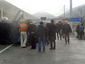 Gümüşhane’de Trafik Kazası: 4 Yaralı