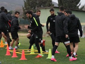 Akhisar Belediyespor’da Yeni Transferler İdmana Çıktı
