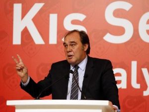 Demirören: "Türk Futboluna İhanettir, Ayıptır"