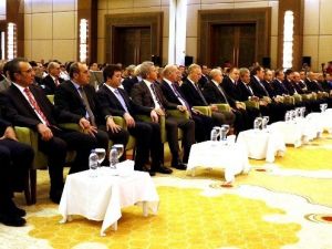 Bakan Kılıç: "Yabancı Hakem Tartışmaları Gereksizdir"
