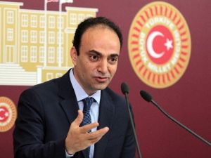 Baydemir, Yeni Anayasa İçin Öcalan Şartını Öne Sürdü