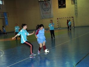Trabzon Futsal Yıldız Erkekler Ve Kızlar Müsabakaları Sona Erdi