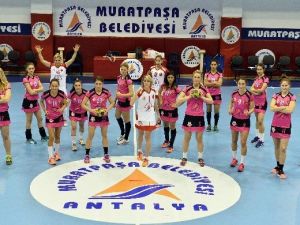 Muratpaşa, Almanya’da Galibiyet Arıyor
