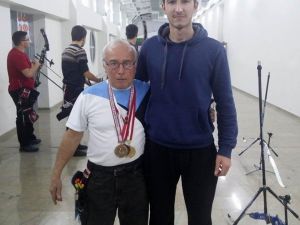 74. Yaşını Antrenmanda Kutladı