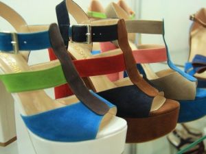 Fizik Tedavi Uzmanı Dr. Şahabettinoğlu: "Yüksek Topuk Kabusunuz Olmasın"