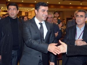 Selahattin Demirtaş: "Okyanustaki Küçük Balık Gibiyiz"