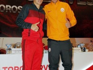 Muslera: "Galatasaray’a Gelmek İçin Üç Saat Düşündüm"