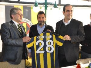 Mosturoğlu: “Fenerbahçe’nin Olduğu Her Yerde Şampiyonluk Vardır”