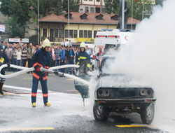 Tatbikatta Rüzgar Esince... - VİDEO