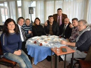 Trabzon Kültür Ve Yardımlaşma Derneğinden Basına Kahvaltı