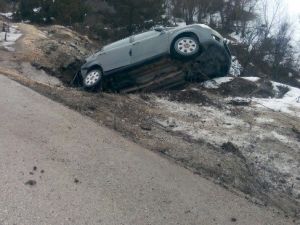 Memurları Taşıyan Araç Takla Attı: 7 Yaralı