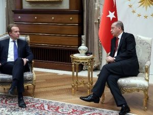 Norveç Dışişleri Bakanı Brende Beştepe’de