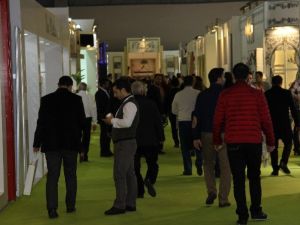 Ekonomi Bakanı Elitaş, İstanbul Anne Bebek Çocuk Ürünleri Fuarı’nı Çocuklarla Açtı
