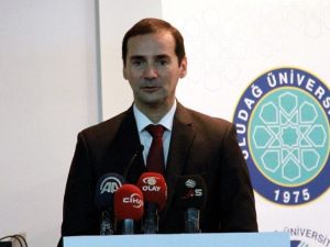 Renault’tan Geleceğin Otomotiv Mühendislerine Laboratuvar