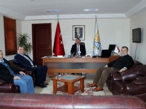 Arifiye Mezarlık Hizmetlerinden Memnun
