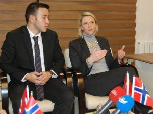 Norveçli Bakan Listhaug: “Mülteci Krizinde Türkiye Kilit Ülke”