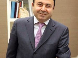 Kepçe Kulak Çocukların Psikolojisini Bozuyor