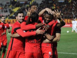 Galatasaray İkinci Yarıya Umutlu Başlamak İstiyor