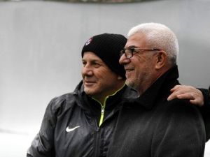 Tekelioğlu, Savunma Bölgesine Formül Arıyor