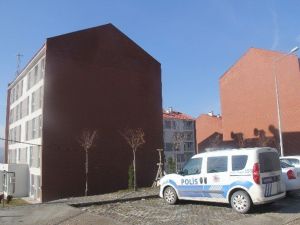 Bolu’da 3 Akademisyenin Evinde Arama Yapıldı