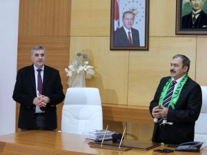 Bakan Eroğlu Sakarya’ya İki Müjde Verdi