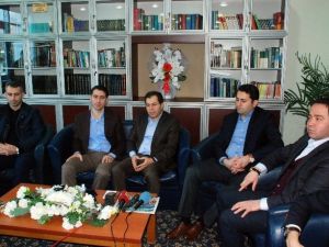 Ak Parti’li Çakır’dan “Manşet” Tepkisi
