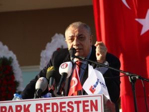Türkeş, Dünyanın, Suriyeli Mülteci Politikasını Eleştirdi