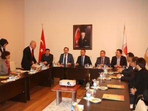 Adalet Bakanı Bekir Bozdağ, Bozok Üniversitesini Ziyaret Etti